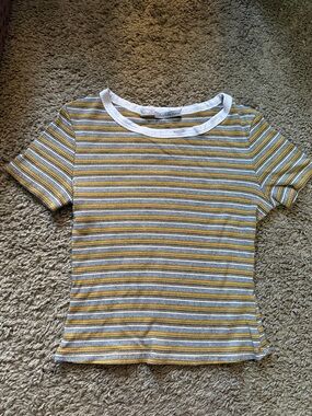 Charlotte Russe XS/S Yellow & White Striped Ribbed Short Sleeve Tee
